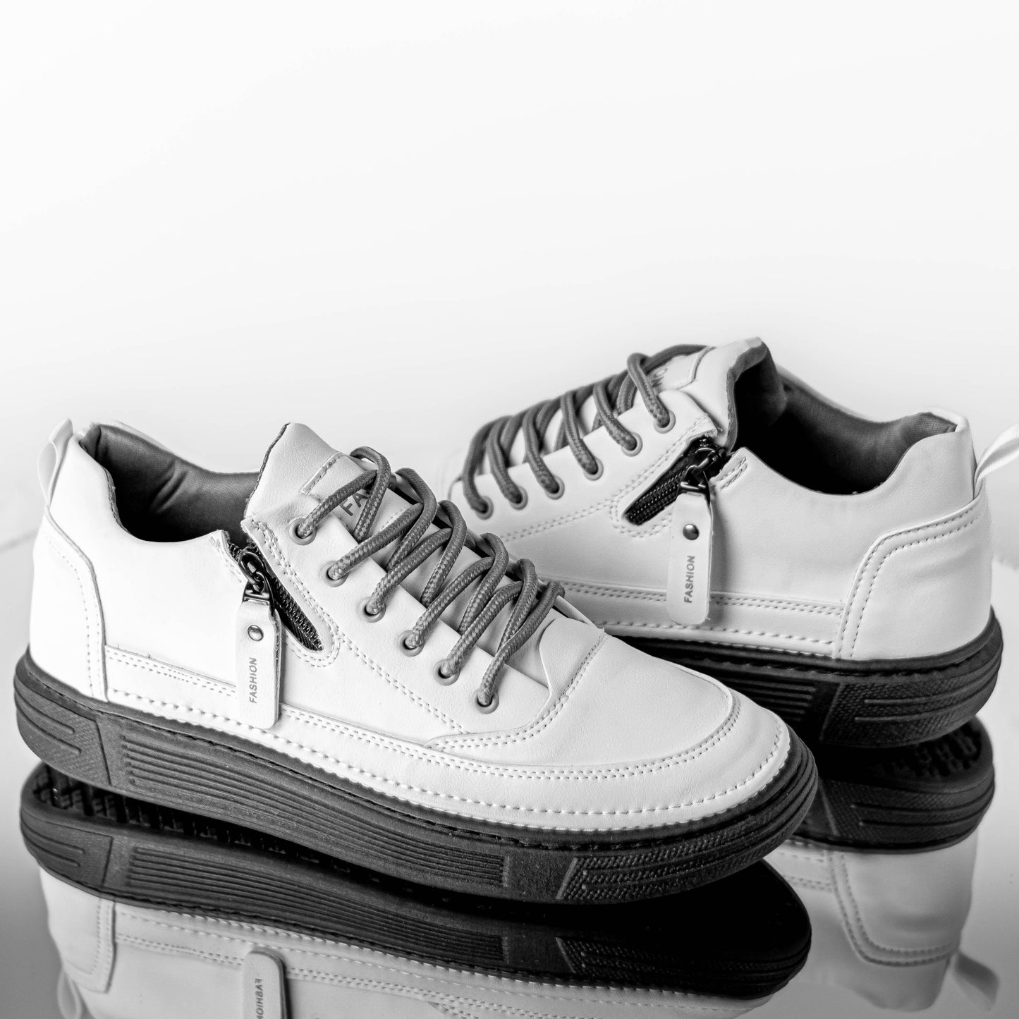 🔥 Edición Limitada – TENIS CUERO ZIPPER AURA – Material Premium
